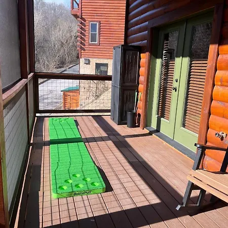 Ern840 - Splashin' Chalet - Brand New Cabin With Indoor Pool! Great Location! Cabin